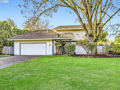4325 NW Malhuer AVE Portland, OR 97229