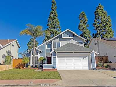 1691 Bronco Way Oceanside, CA 92057