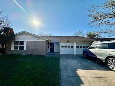 6205 Stardust Drive S Watauga, TX 76148