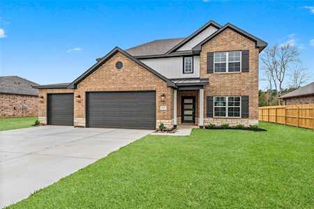 6167 Hazel Lake Dr Conroe, TX 77303