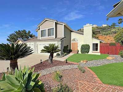 13855 Bruyere Court San Diego, CA 92129