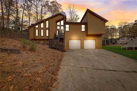 394 Saint Albans Court SW Mableton, GA 30126