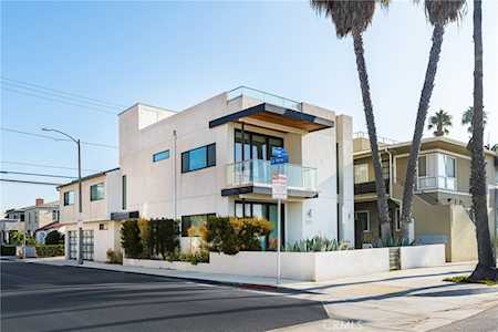 5277 E Ocean Blvd Long Beach, CA 90803