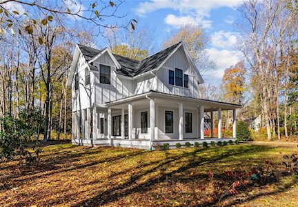 1748 South Rd South Kingstown, RI 02881