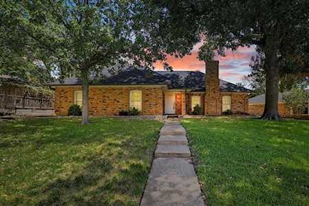 903 Village Green Drive Rockwall, TX 75087