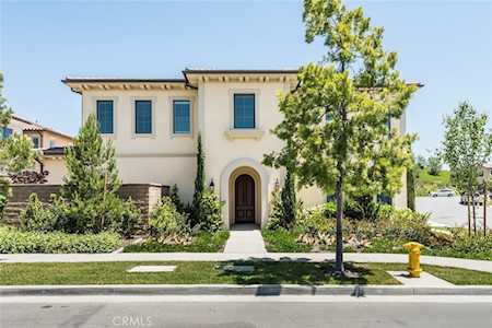 81 Bountiful Irvine, CA 92602