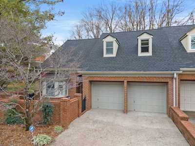 206 Breckinridge Dr Versailles, KY 40383