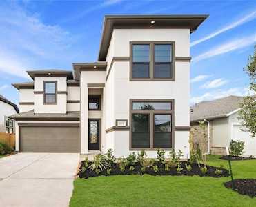 15335 Algunas Plumas Street Cypress, TX 77433