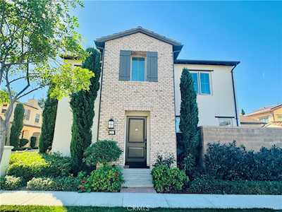 124 Gulfstream Irvine, CA 92620