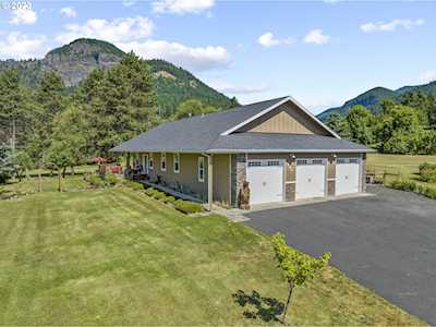 409 Columbia ST North Bonneville, WA 98639