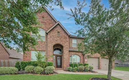 13614 Mystic Park Court Pearland, TX 77584