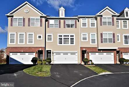 11 Libby Ct Telford, PA 18969