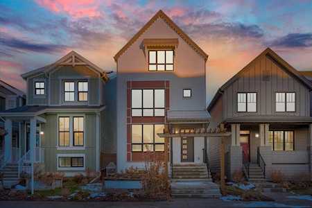 50 Lavender Rd SE Calgary, AB T3S 0C4