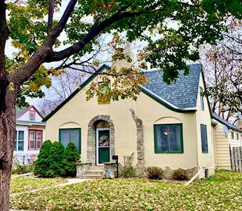 5329 35th Avenue S Minneapolis, MN 55417