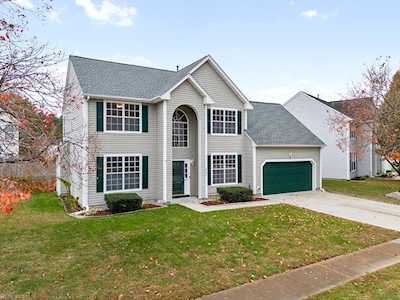 2101 Kingsley Ln Chesapeake, VA 23323