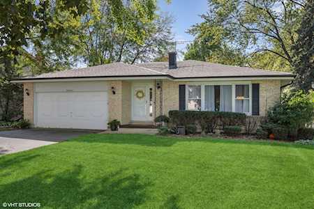 30W361 Country Lakes Dr Naperville, IL 60563