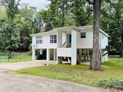 2804 Starmount Ln Tallahassee, FL 32303