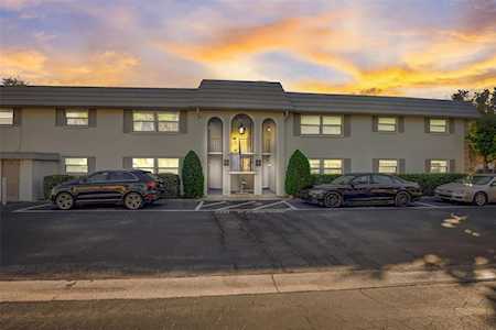 5800 Hollywood Blvd #213 Sarasota, FL 34231