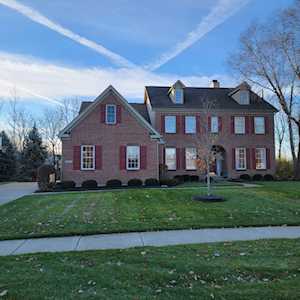 9111 Iris Ln Zionsville, IN 46077