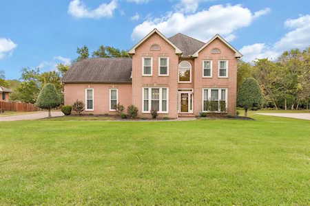 1208 Woodvale Dr Mount Juliet, TN 37122