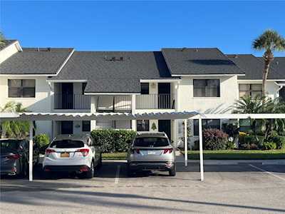 1100 Capri Isles Blvd #324 Venice, FL 34292