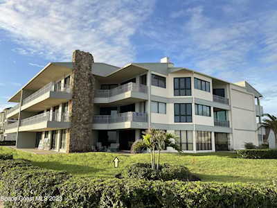 700 Wavecrest Avenue #102 Indialantic, FL 32903