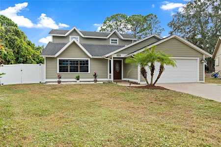 1932 Wood Hollow Ln Sarasota, FL 34235