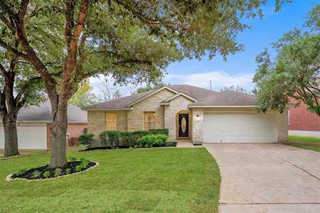 5413 Meg Brauer WAY Austin, TX 78749