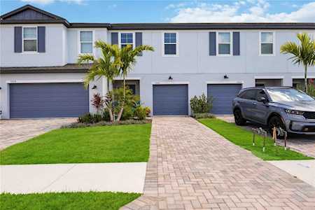 5504 Tripoli Dr Palmetto, FL 34221