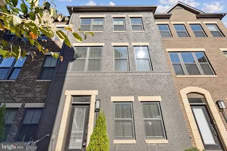 13221 Lake Waterview Way Herndon, VA 20171