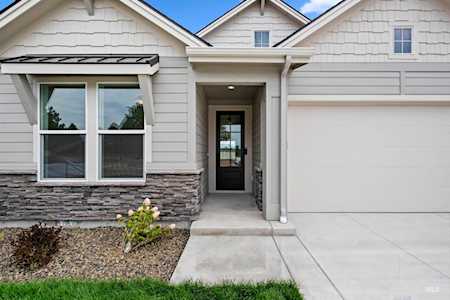 506 N Hiltonhead Way Eagle, ID 83616