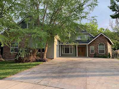 1969 W Divide Creek Meridian, ID 83646