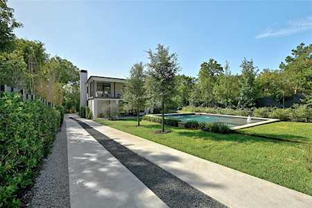2209 Kinney RD Austin, TX 78704
