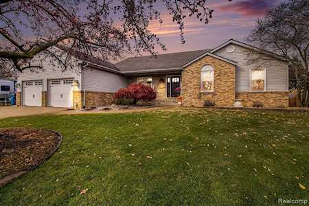 4490 Island View Dr Fenton Twp, MI 48430