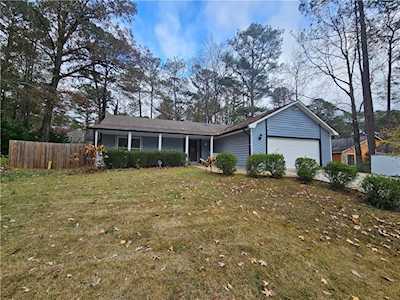 654 Oxford Hall Drive Lawrenceville, GA 30044