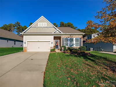 2515 Seagull Dr Denver, NC 28037