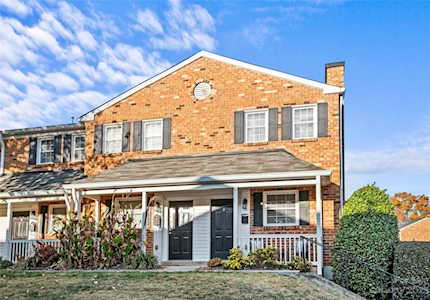 1310 Green Oaks Ln Charlotte, NC 28205