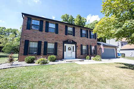 7822 Geist Bluff Dr Indianapolis, IN 46236