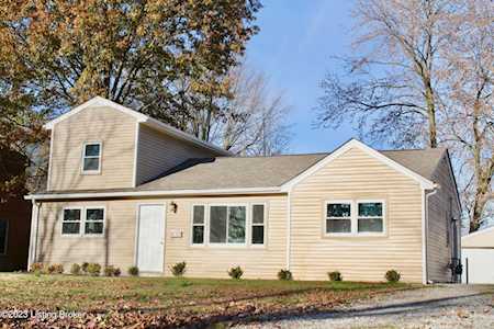6907 John Adams Way Louisville, KY 40272