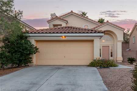 2013 Riva Del Garda Place Las Vegas, NV 89134