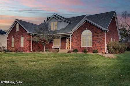 7221 E Orchard Grass Blvd Crestwood, KY 40014