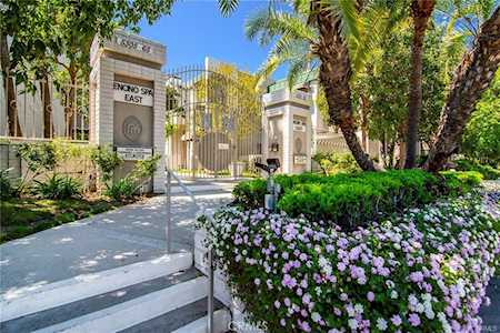 5305 White Oak Ave #C Encino, CA 91316