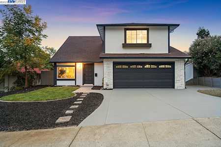 4017 Saint Andrews Way Antioch, CA 94509