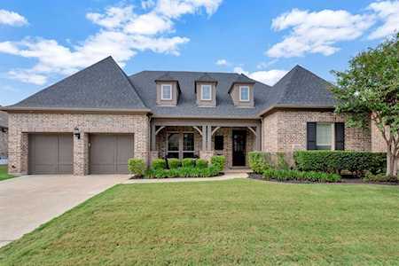 1005 Broadmoor Way Roanoke, TX 76262