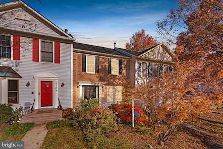 2102 Heritage Dr Baltimore, MD 21209