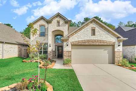 444 Elevation Ave Montgomery, TX 77316