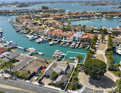 401 Bayside Dr Newport Beach, CA 92660