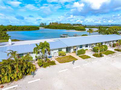380 N Shore Rd #3 Longboat Key, FL 34228
