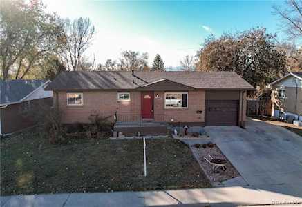 1521 Lamplighter Dr Longmont, CO 80504