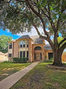 6415 Greenvale Ln Houston, TX 77066
